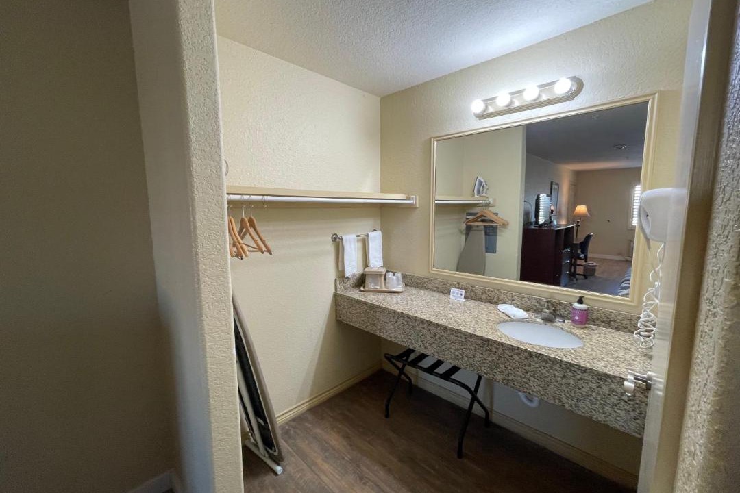 Photo of Others in Kenedy