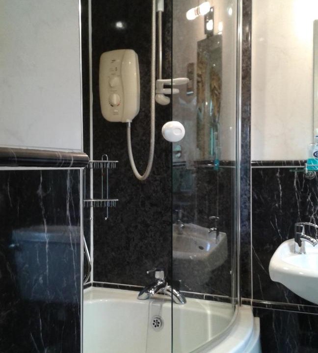 Photo of Bathroom in Fylingthorpe
