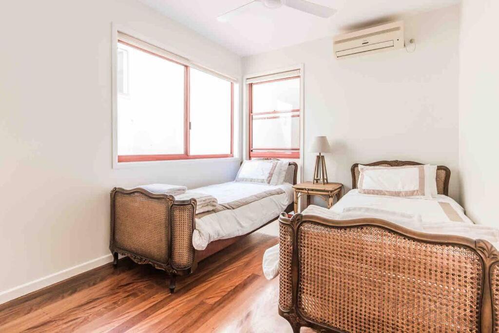 Photo of Bedroom in Castaways Beach