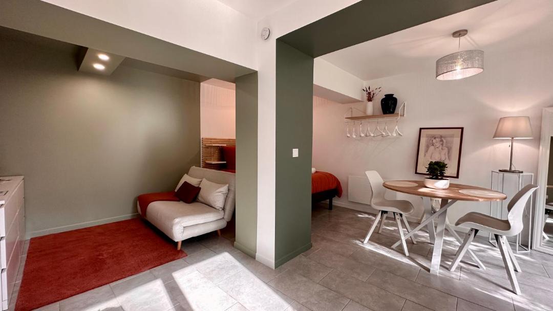 Photo of Others in Nemours