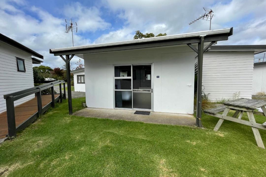 Photo of Others in Holdens Bay