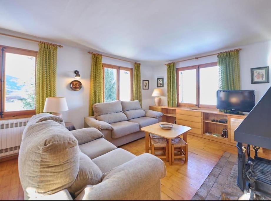Photo of Livingroom in El Vilar d'Urtx