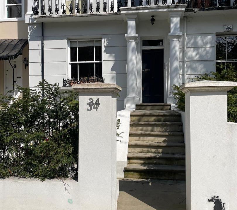 Photo of Others in Notting Hill