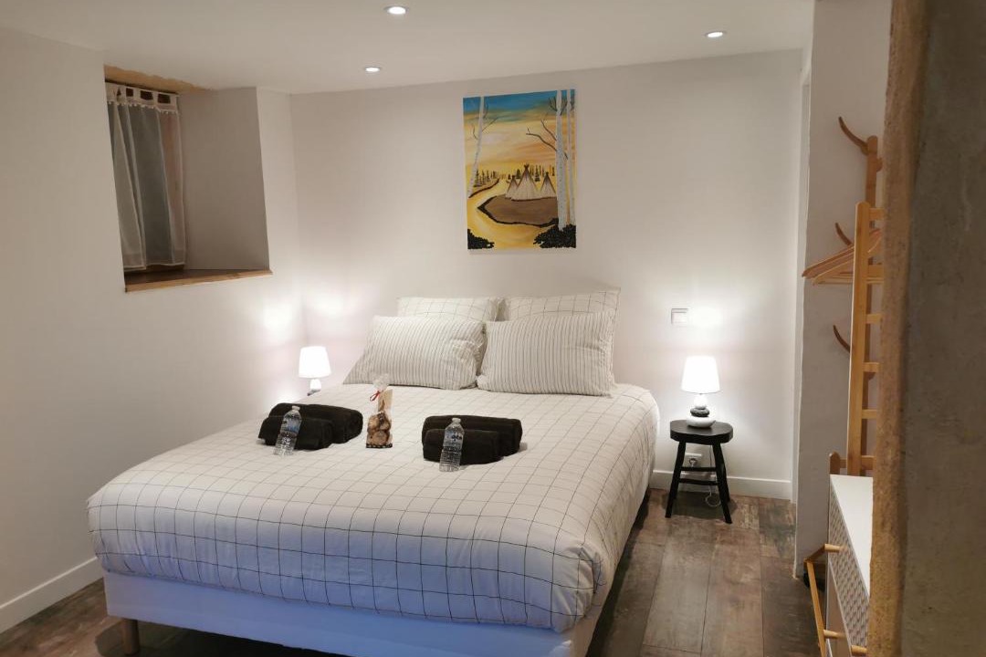 Photo of Bedroom in Saint-Andre-dAllas