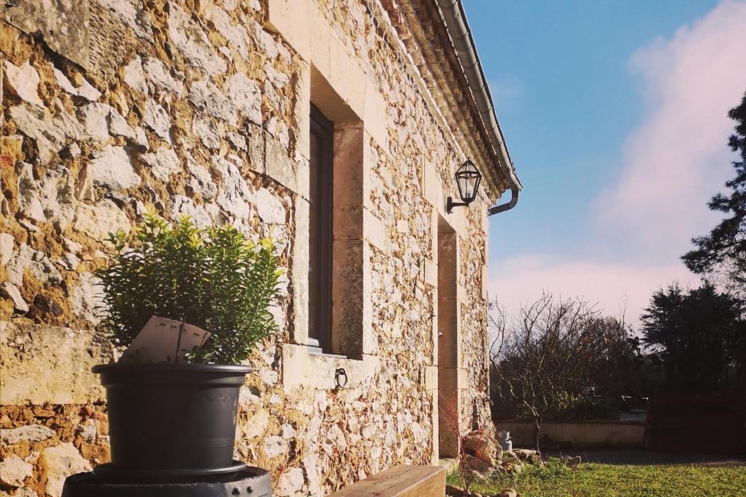 Photo of Buildings in Maylis