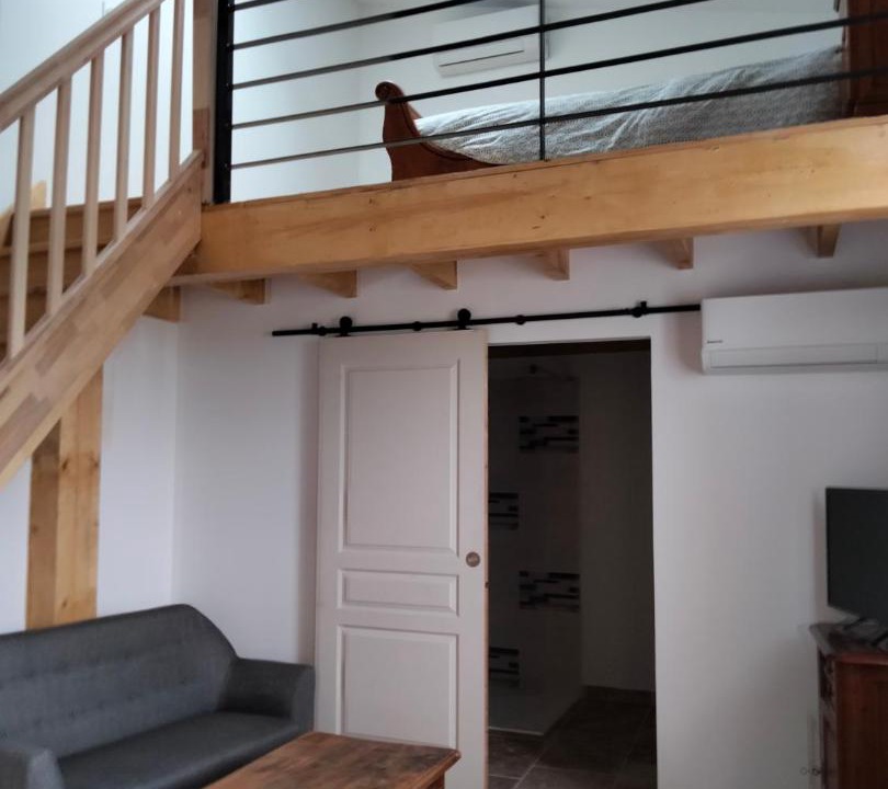 Photo of Others in Chomerac