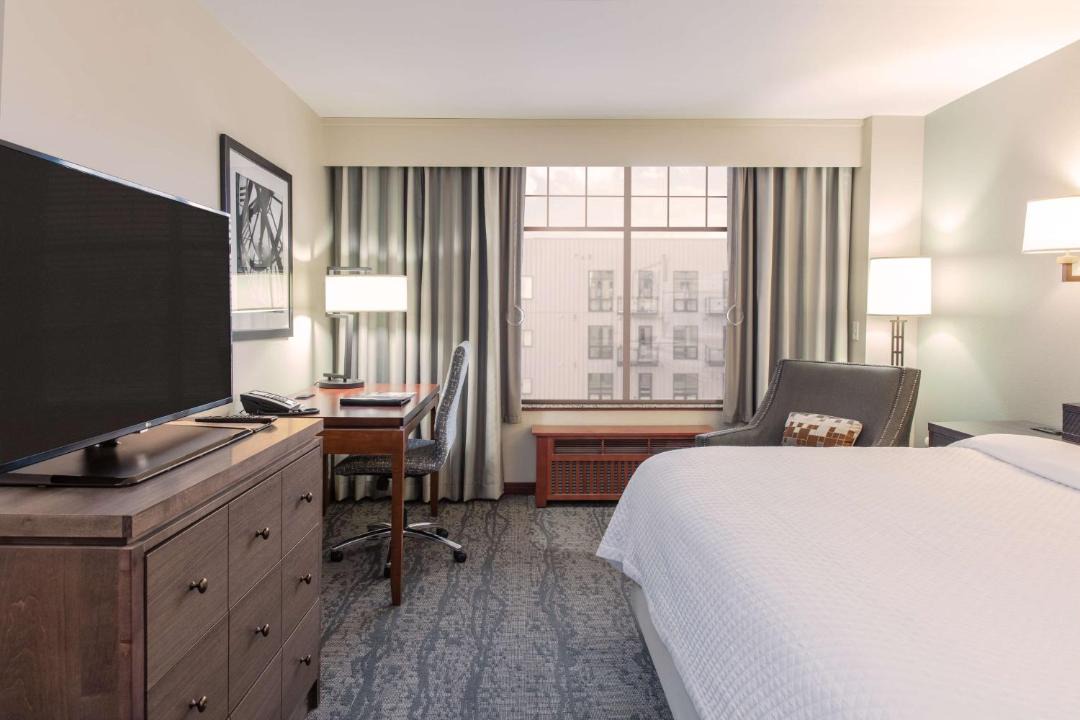 Photo of Bedroom in College Avenue Historic District