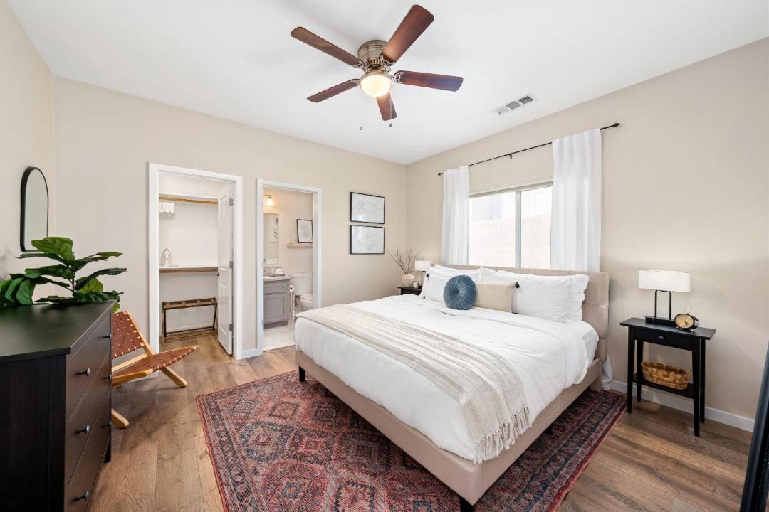 Photo of Others in Sacramento