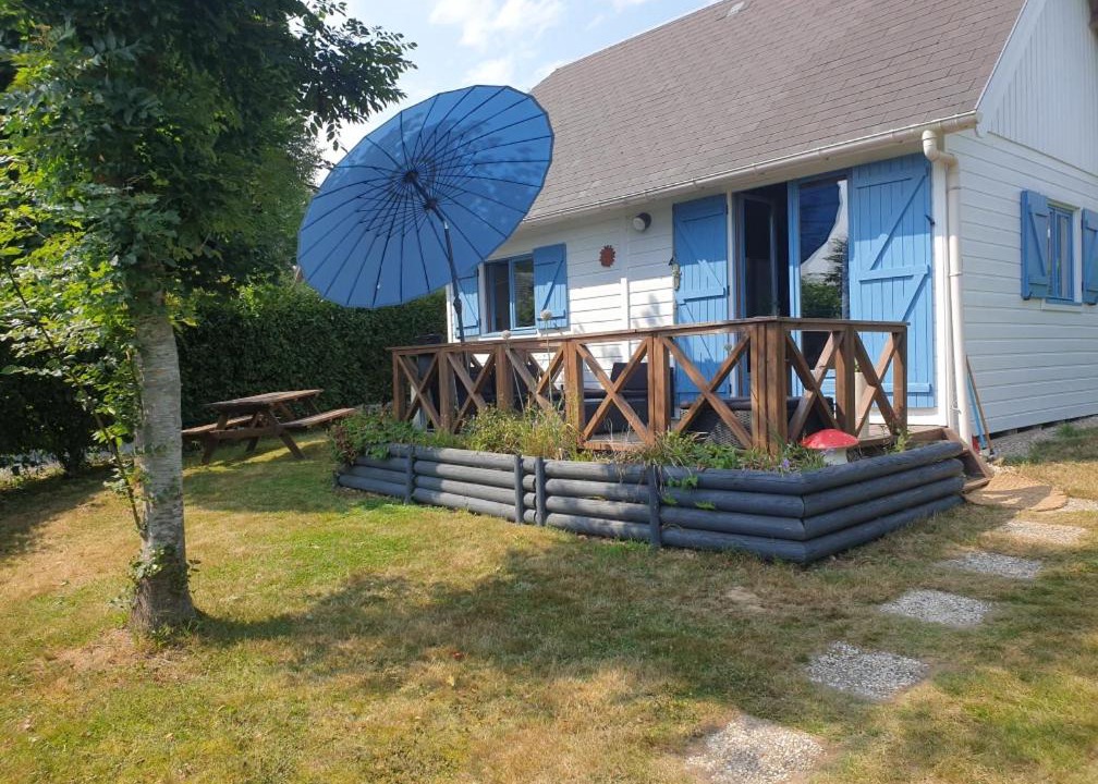 Photo of Buildings in Saint-Andre-d'Hebertot
