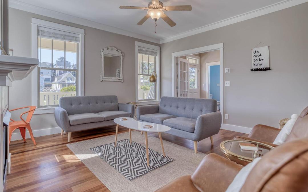 Photo of Others in Nelscott