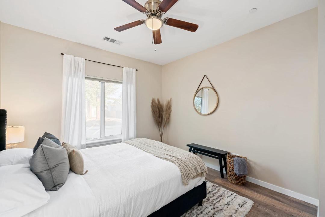 Photo of Others in Sacramento