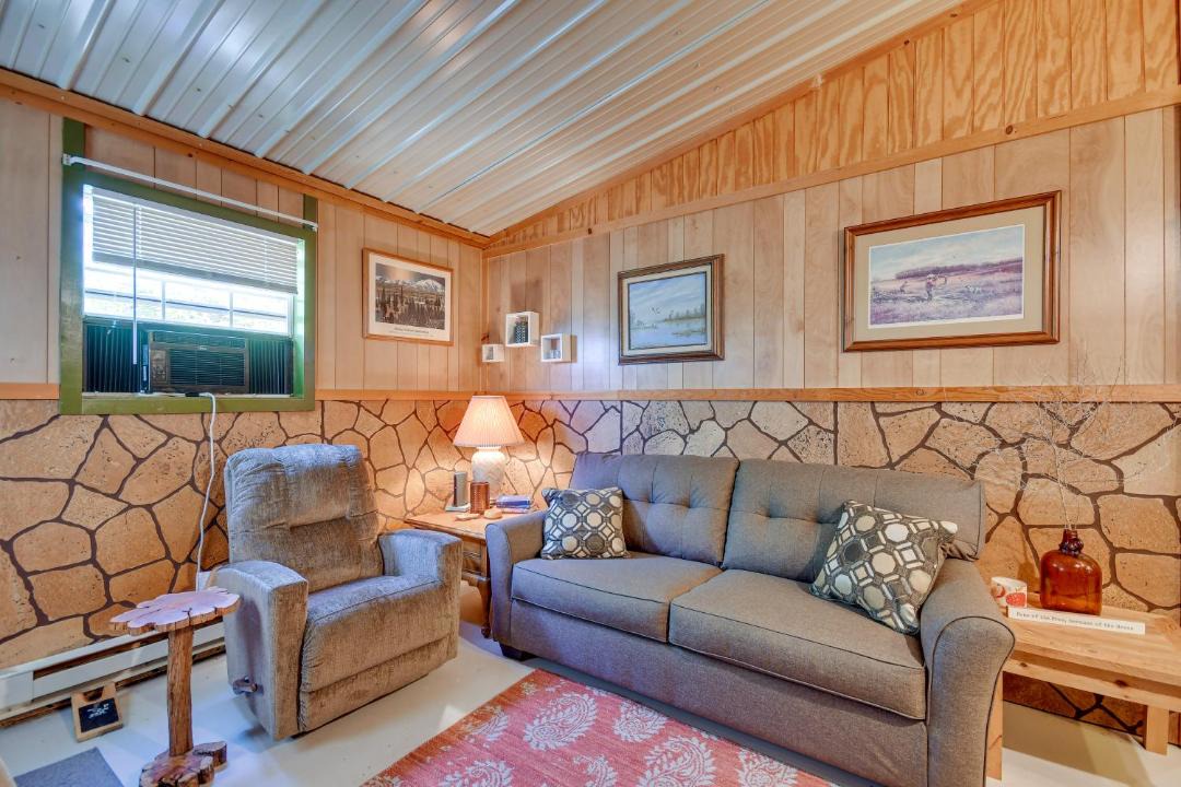 Photo of Livingroom in Crowell