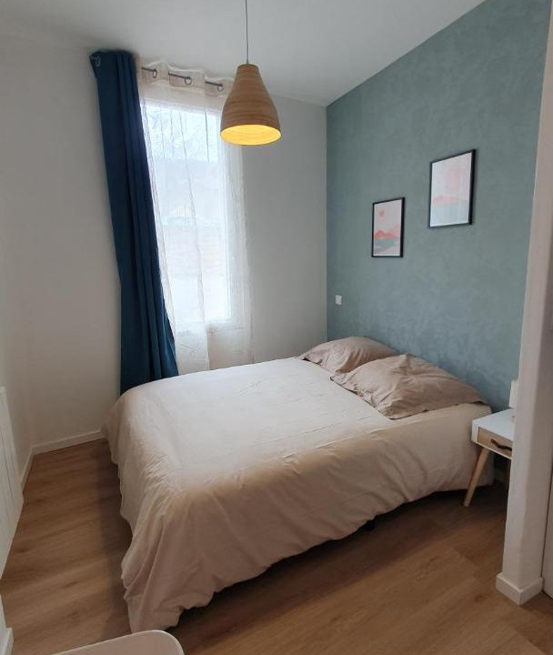 Photo of Bedroom in Lagnieu
