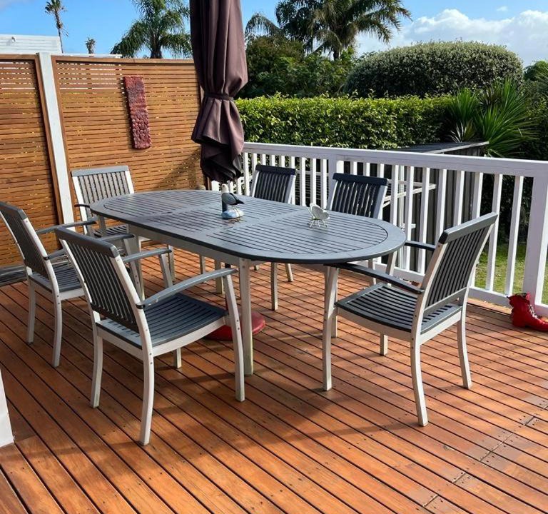 Photo of Others in Red Beach