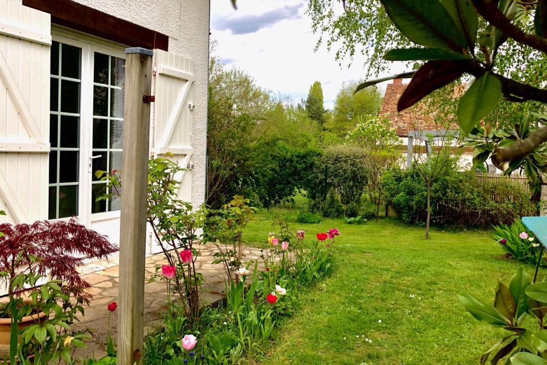 Photo of Buildings in Noisy-sur-Ecole
