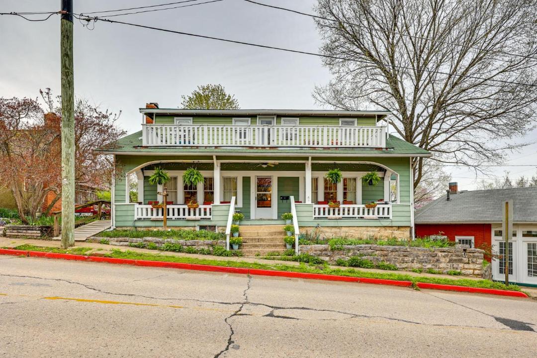 Photo of Others in Eureka Springs Historic District