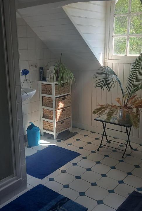 Photo of Others in Bousse