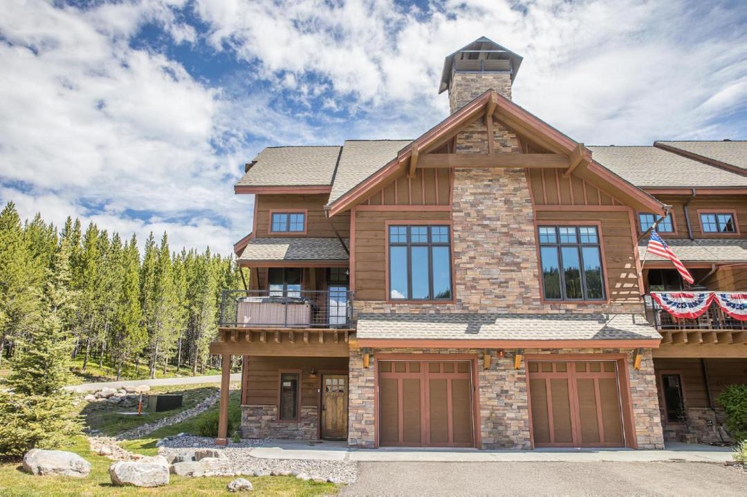 Photo of Others in Big Sky