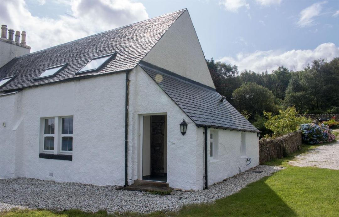 Photo of Buildings in Breakish