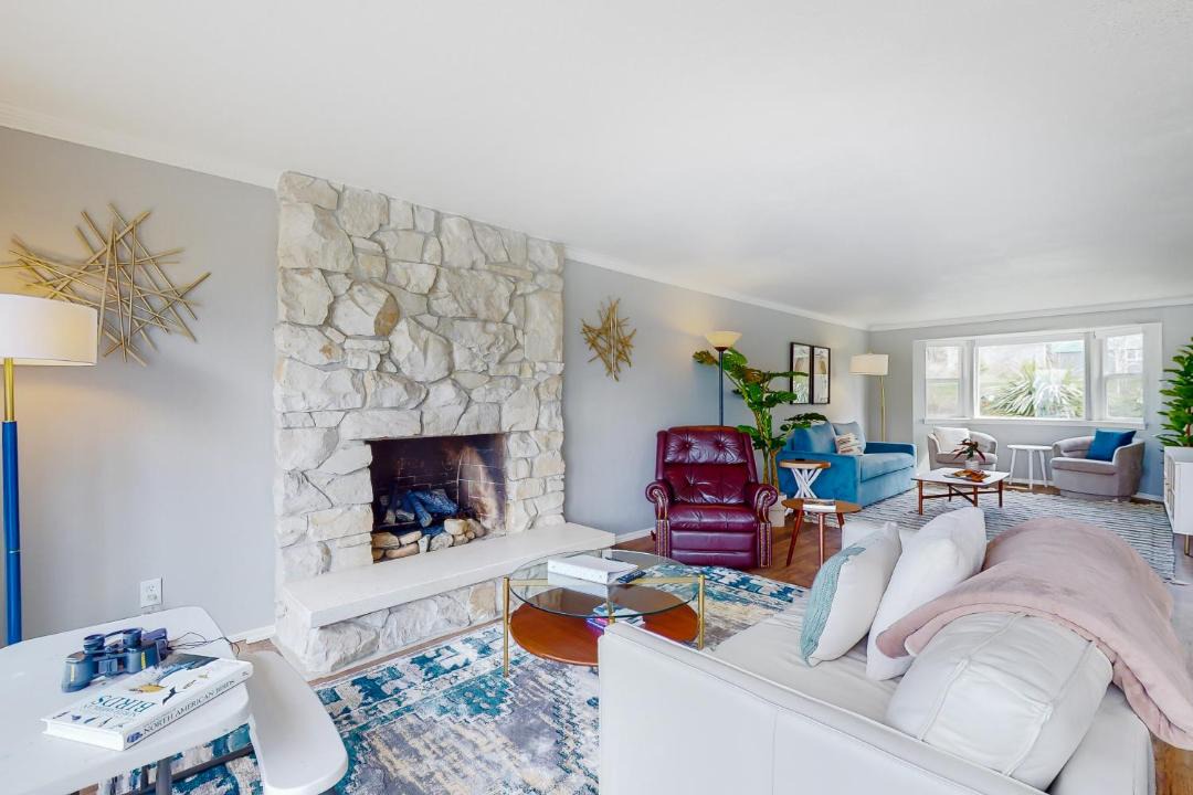 Photo of Others in Agate