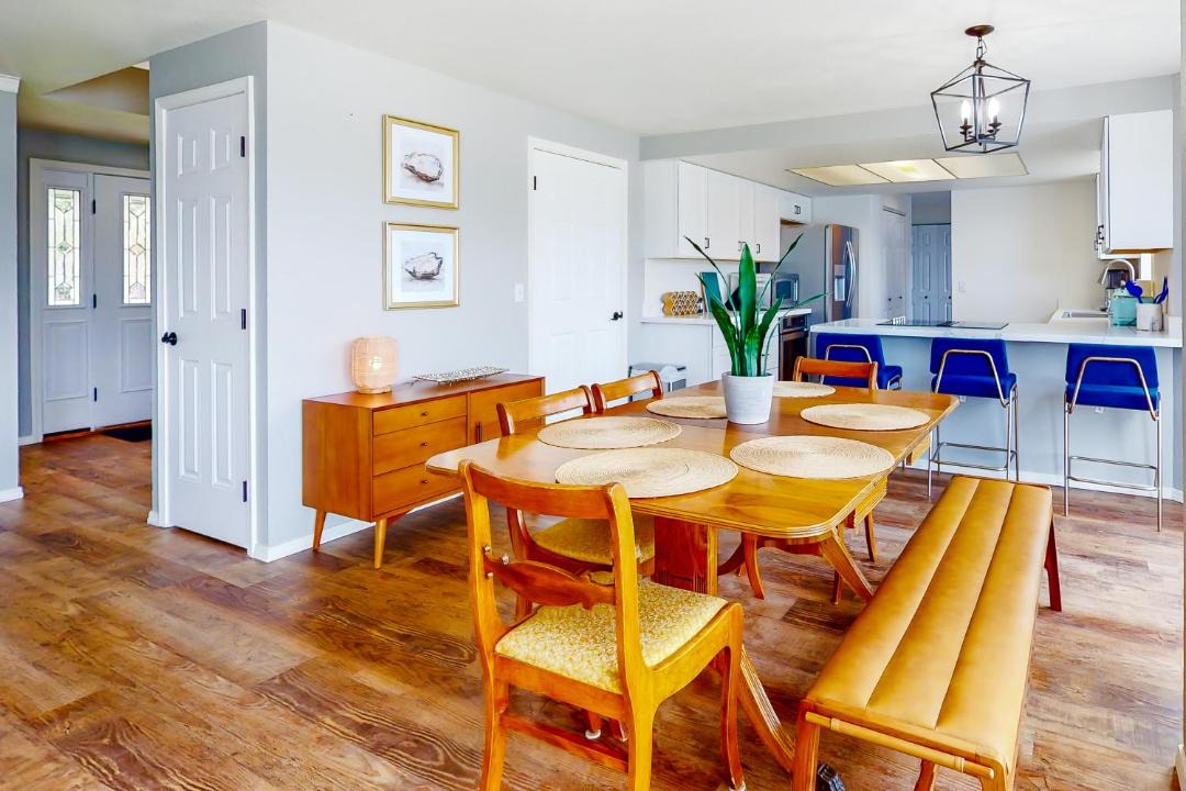 Photo of Others in Agate