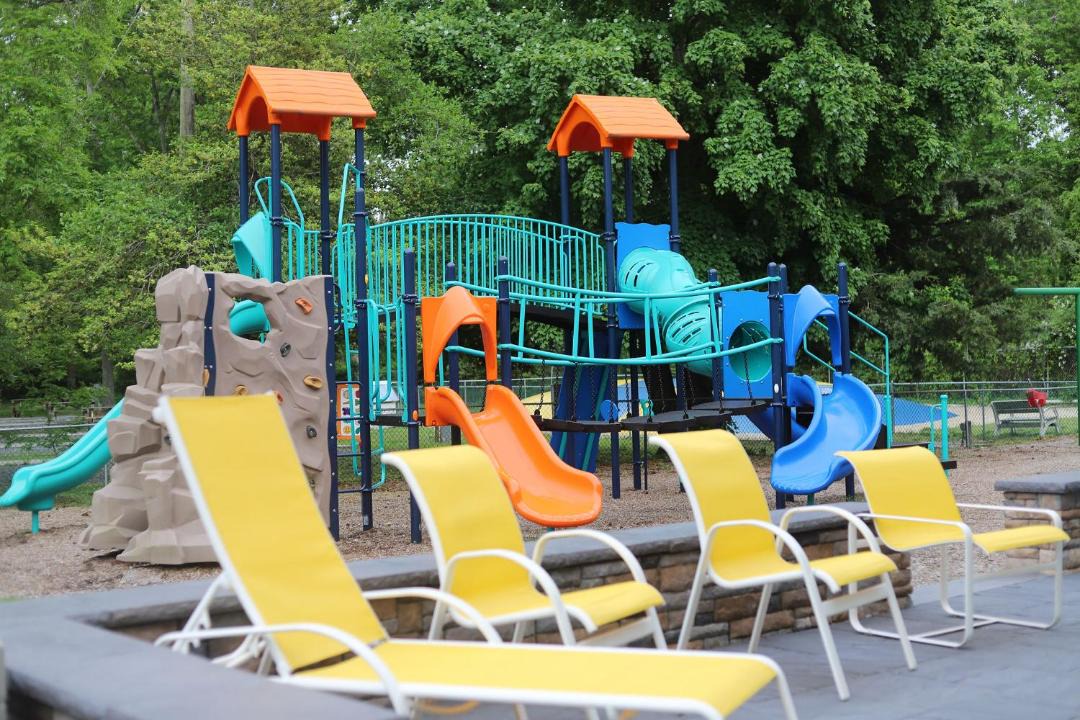 Photo of Others in Erma