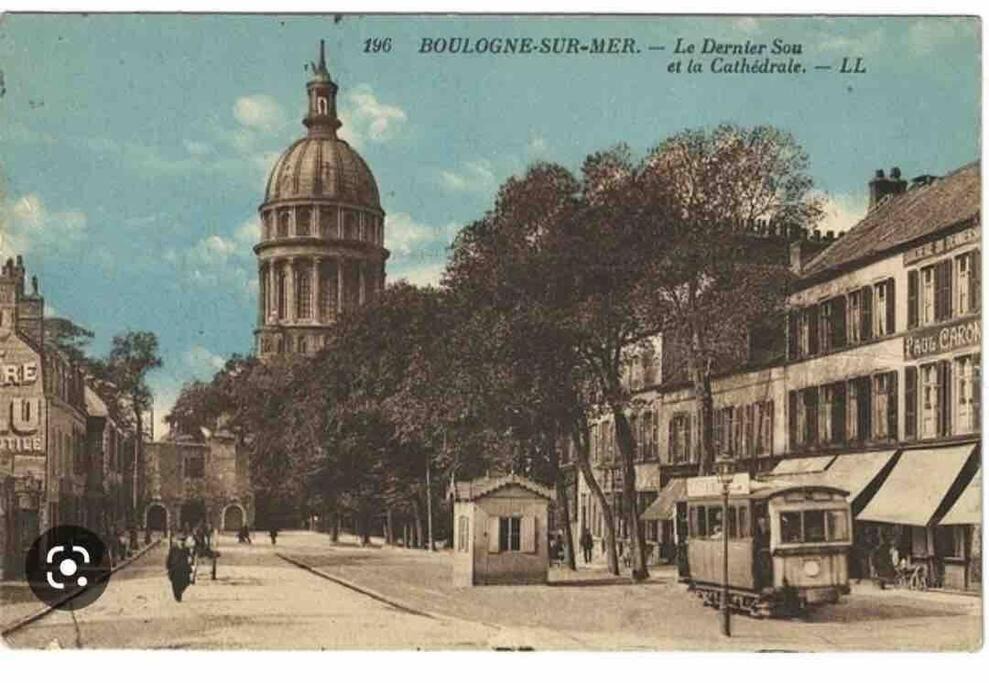 Photo of Buildings in Dernier Sou