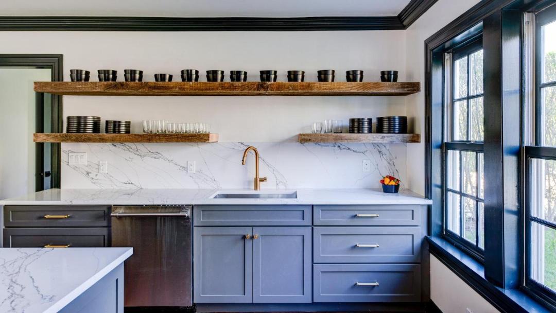 Photo of Others in Village of Southampton