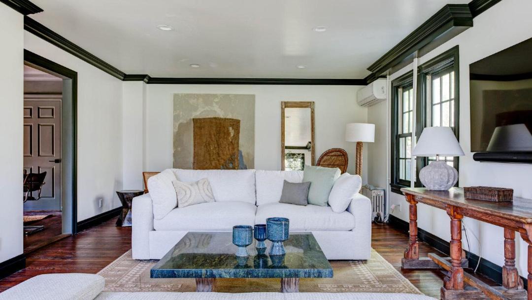 Photo of Others in Village of Southampton