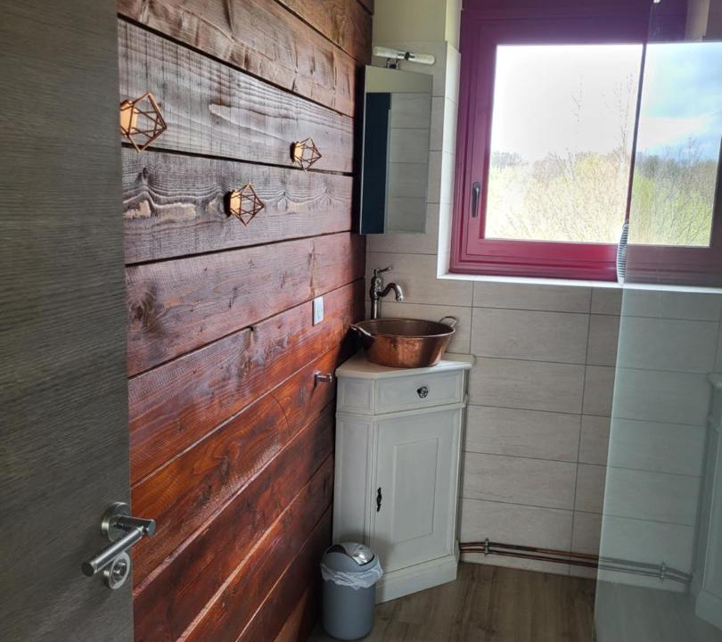 Photo of Bathroom in Saint-Moreil