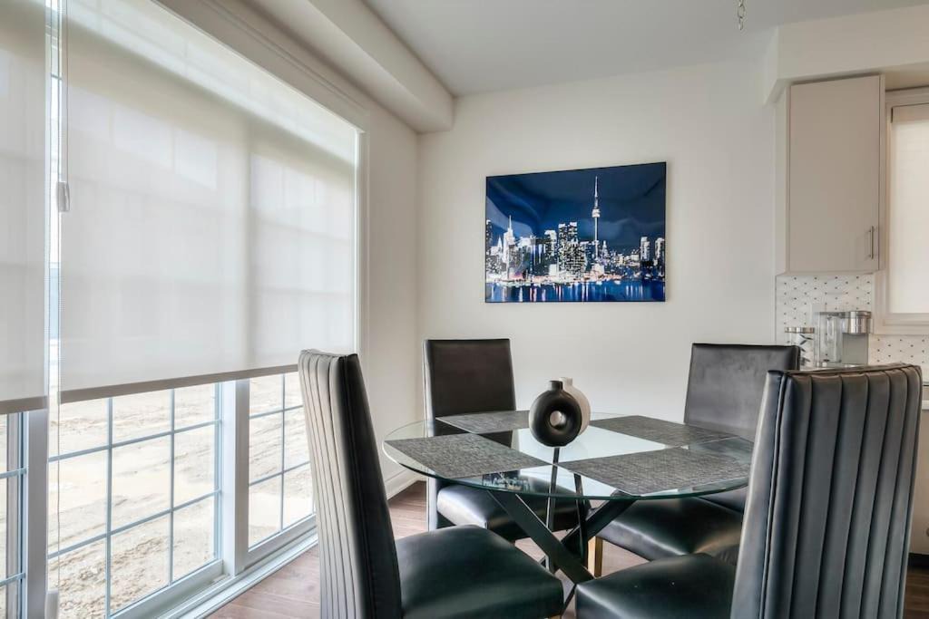 Photo of Livingroom in Bradford