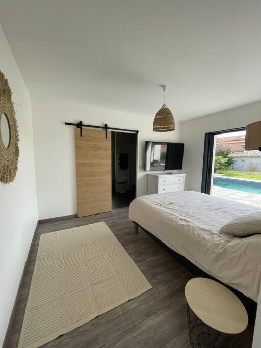 Photo of Others in Veauchette