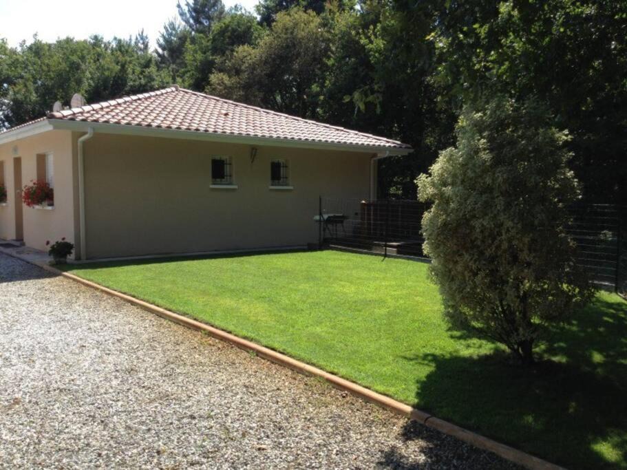 Photo of Buildings in Aureilhan