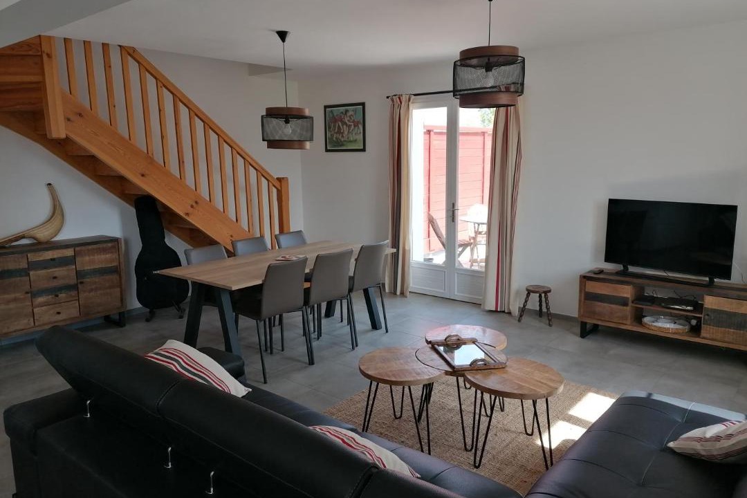 Photo of Livingroom in Sare
