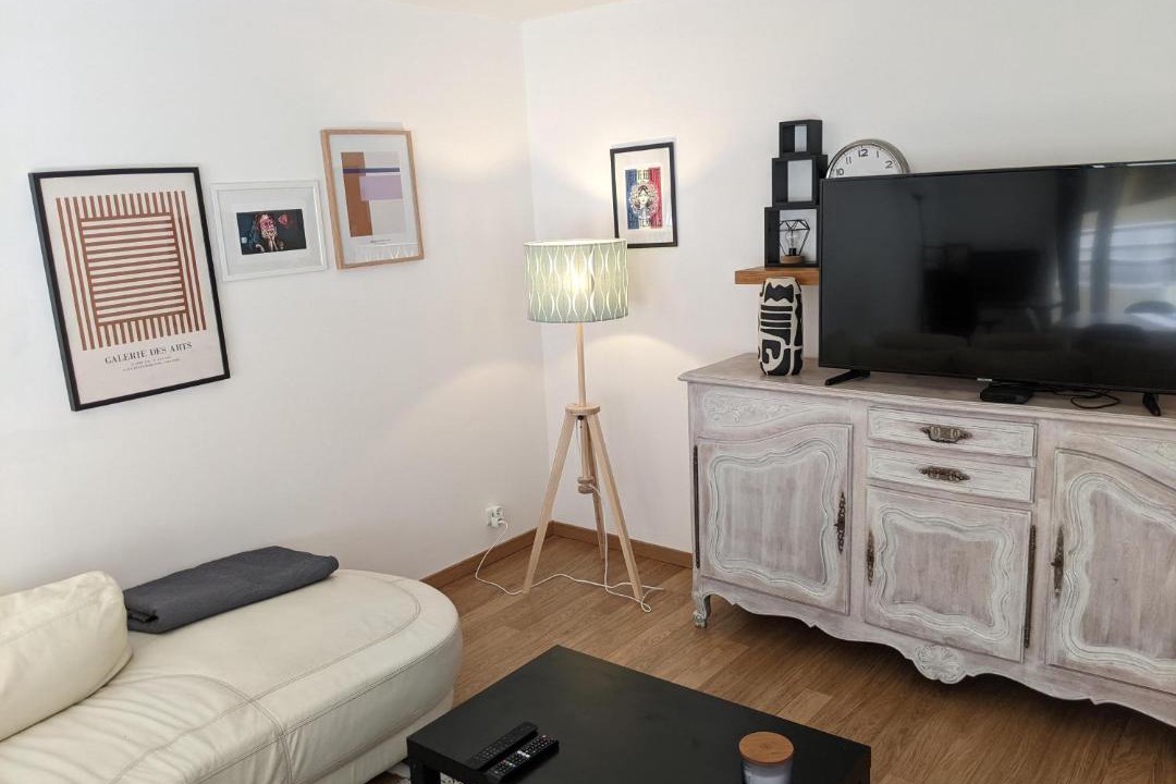 Photo of Livingroom in Guyancourt