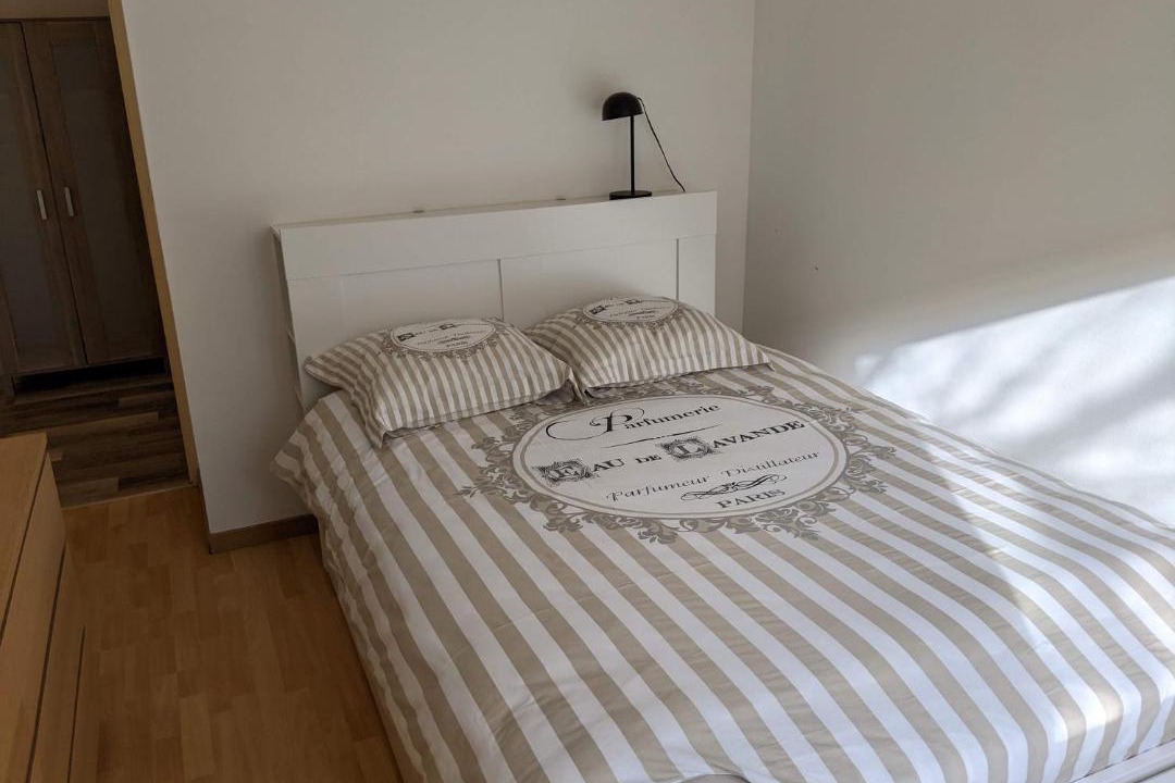 Photo of Bedroom in Guyancourt