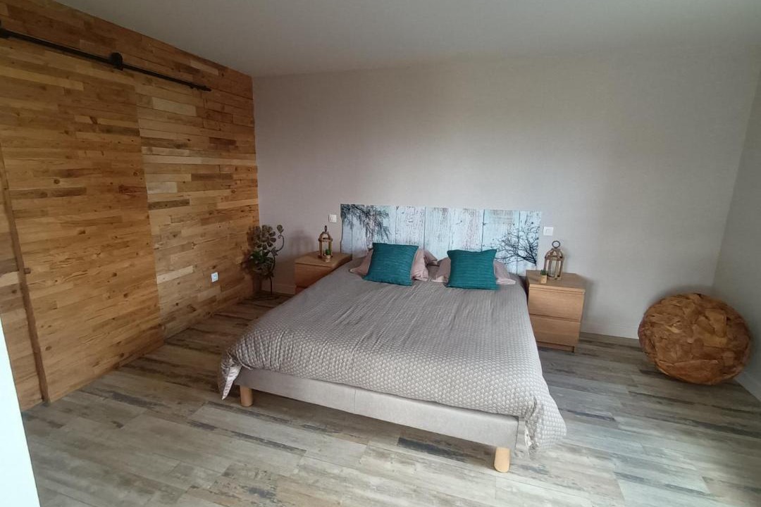 Photo of Bedroom in La Chapelle-de-Brain