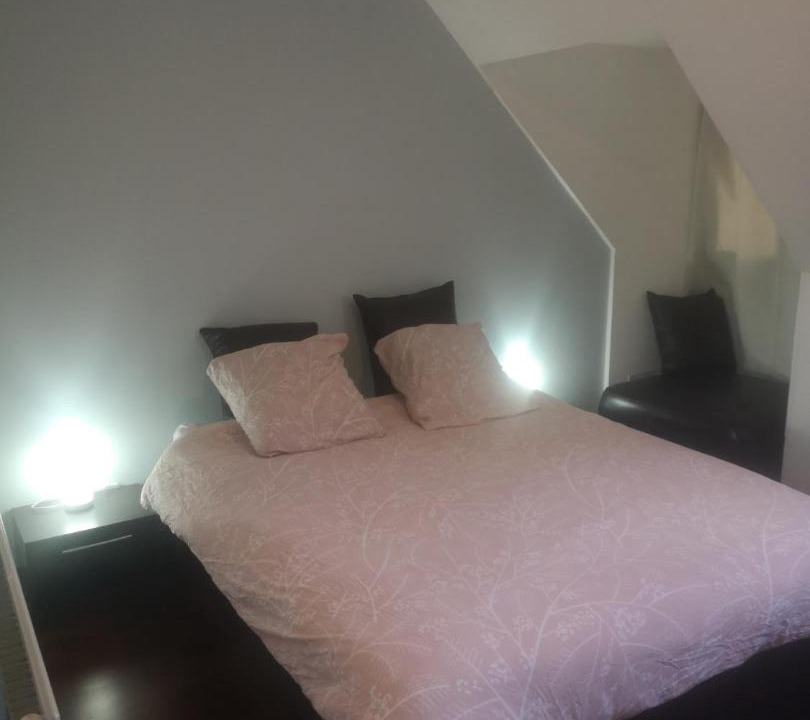 Photo of Bedroom in Massy