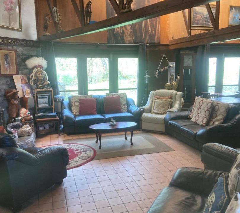 Photo of Livingroom in Margam