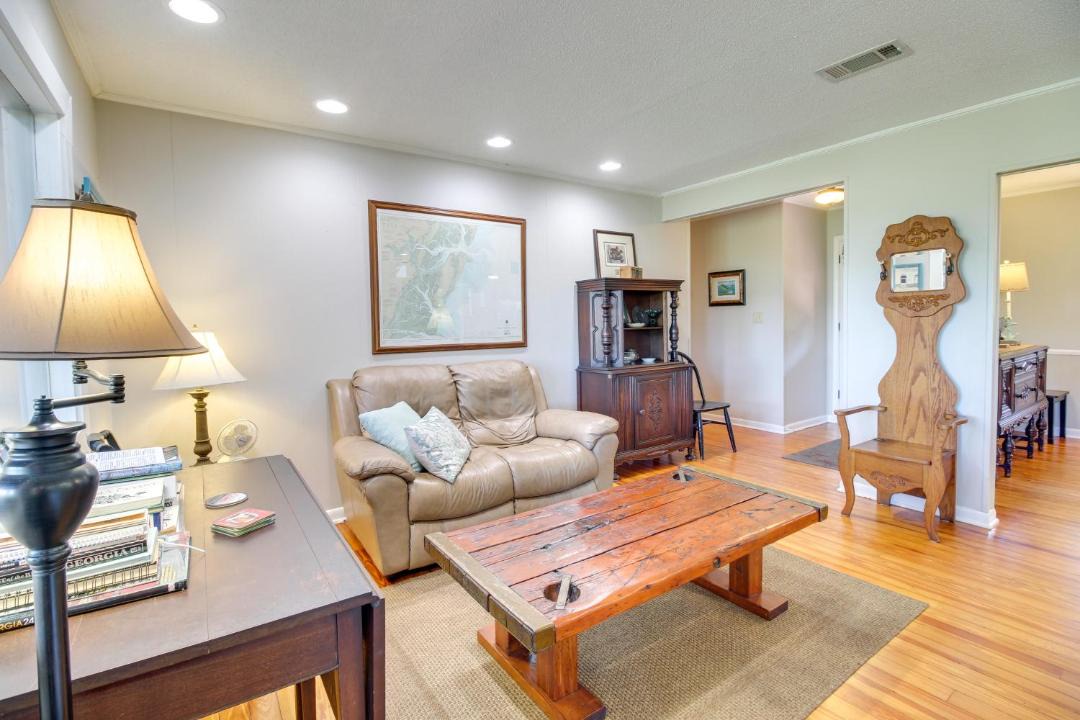 Photo of Others in Crescent