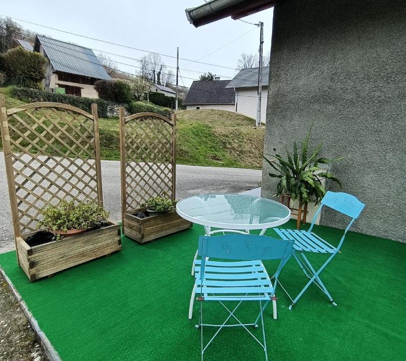 Photo of Patio Balcony in Saint-Girod