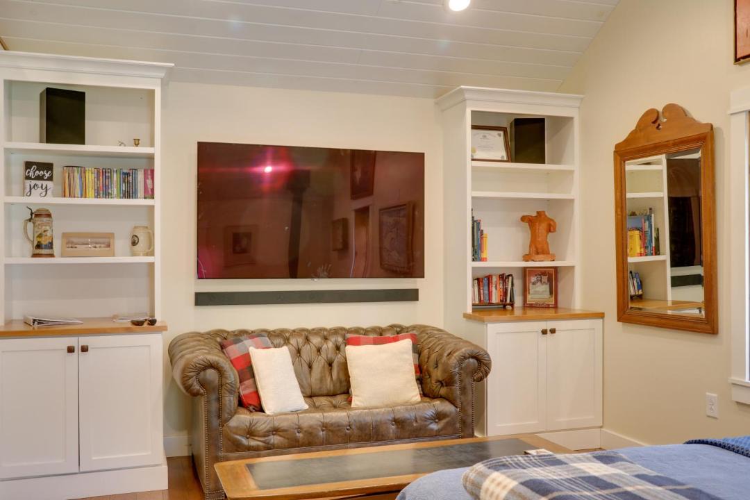 Photo of Bedroom in Laurel Mountain