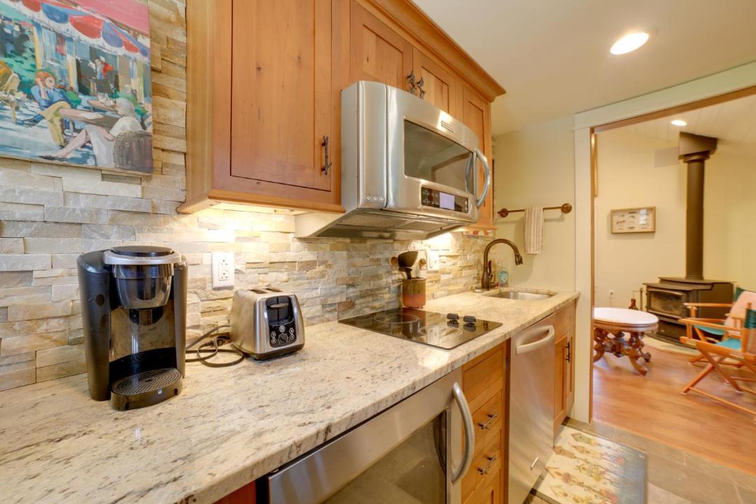 Photo of Kitchen in Laurel Mountain