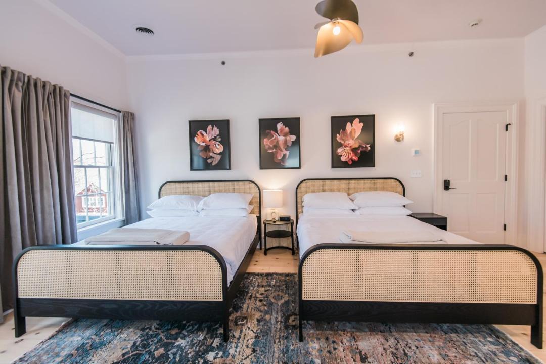 Photo of Others in Kinderhook