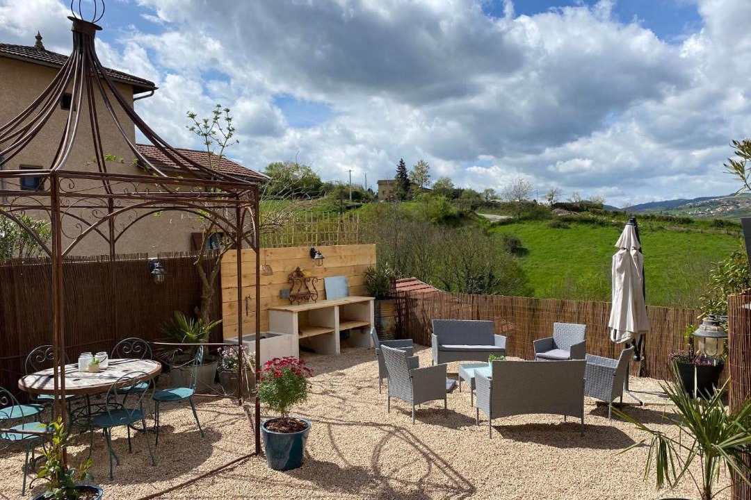 Photo of Patio Balcony in Courzieu