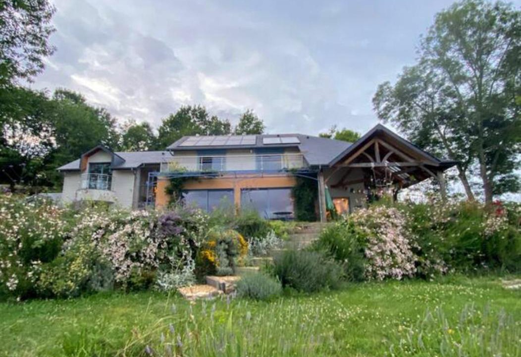 Photo of Others in Gelos