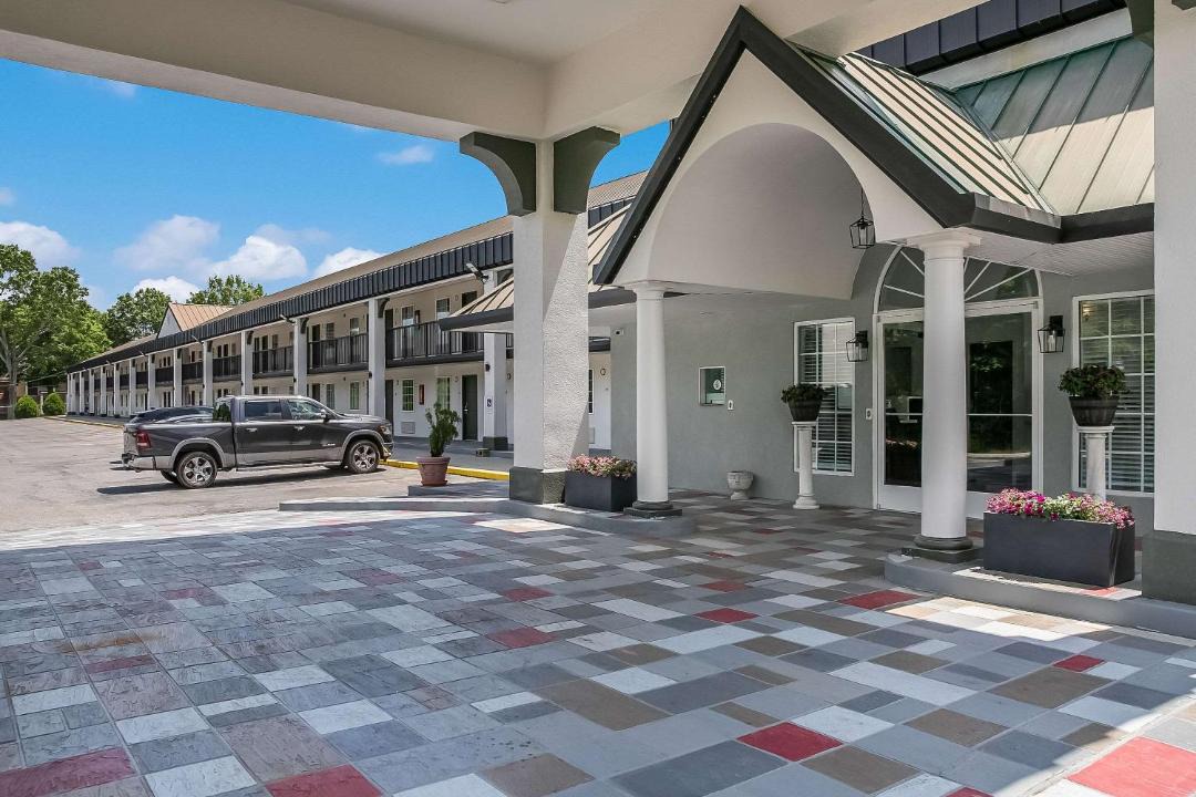 Photo of Others in Elberton