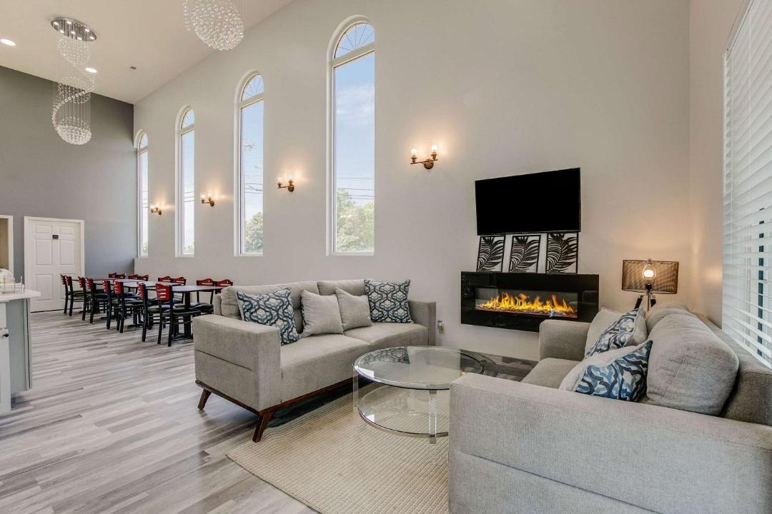 Photo of Others in Elberton