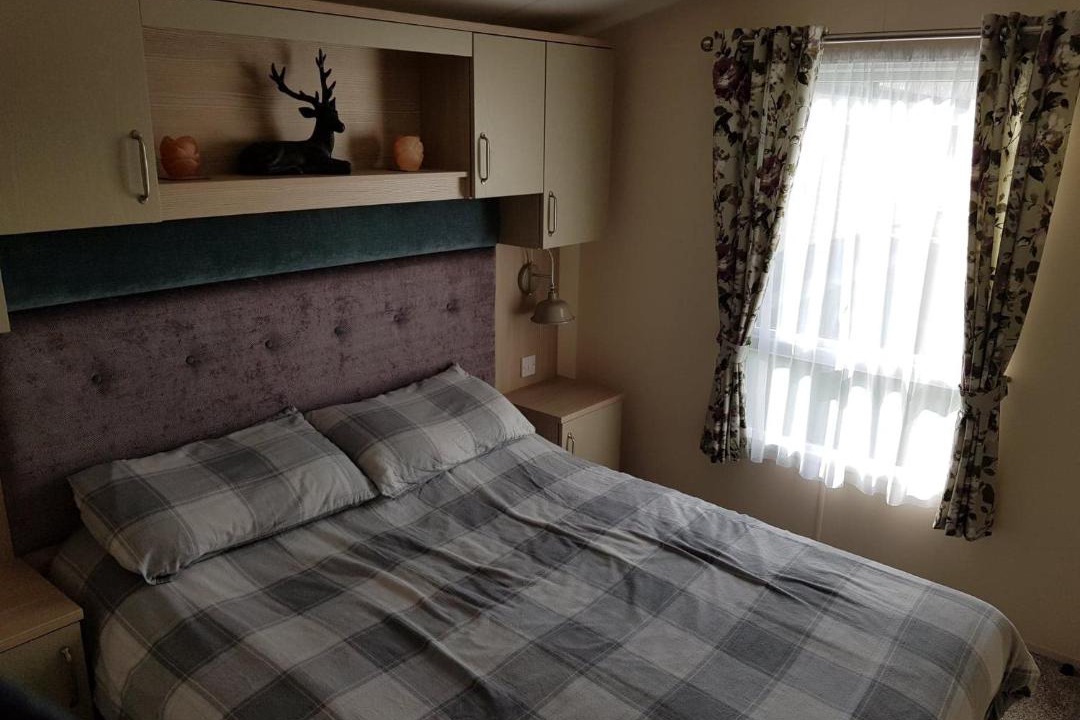 Photo of Bedroom in Chapel Saint Leonards