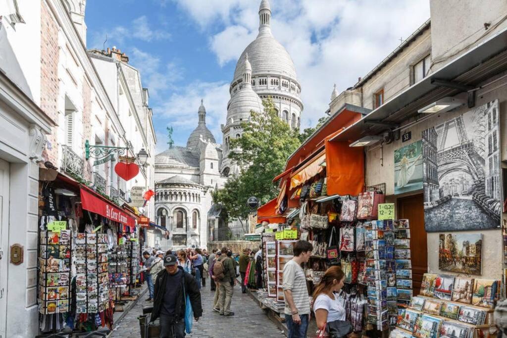 Photo of Others in Montmartre